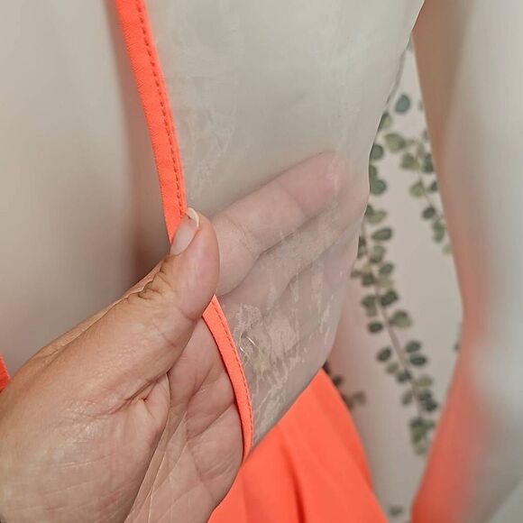 Keepsake The Label Neon Pink Embroidered Mini Dress Sz Small - Picture 9 of 13